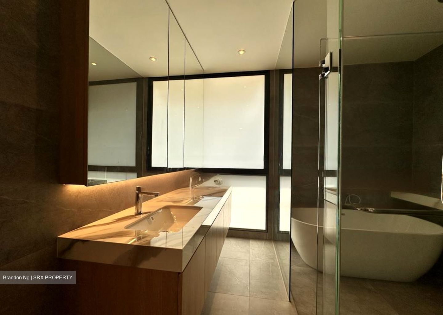 Opera Estate (D15), Terrace #461192641